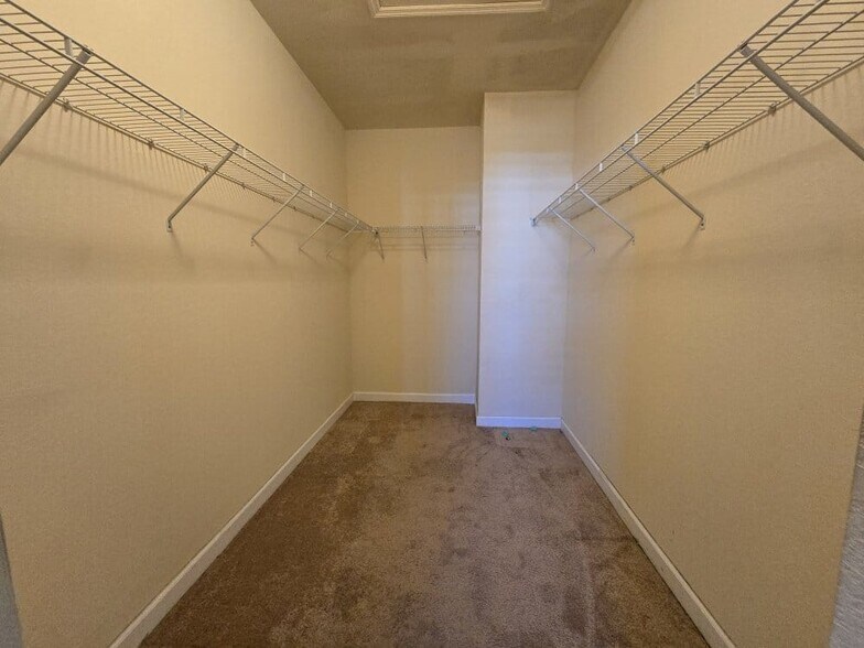 Building Photo - 23900 SW 117th Ct