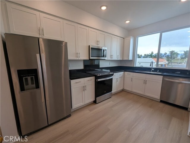 Building Photo - 1160 E Santo Antonio Dr