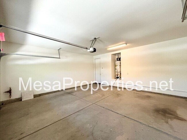 Building Photo - 15818 Iron Canyon Ln