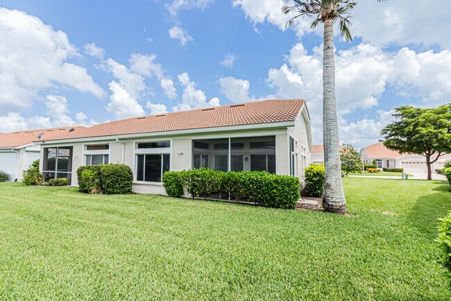 Building Photo - Beautiful 2-Bed Home, Dog Friendly & Resort-Style Amenities – Available for Annual Rental!