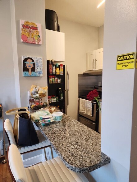 Building Photo - 471 Massachusetts Ave