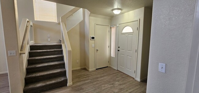 Building Photo - Adorable 4 bedroom home in Silverado Terra...