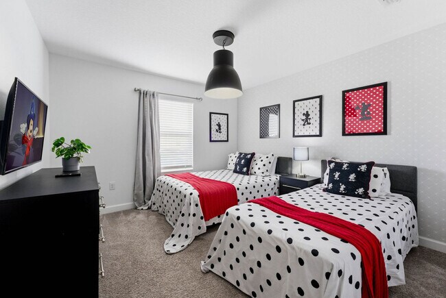 Building Photo - 4224 Paragraph Dr