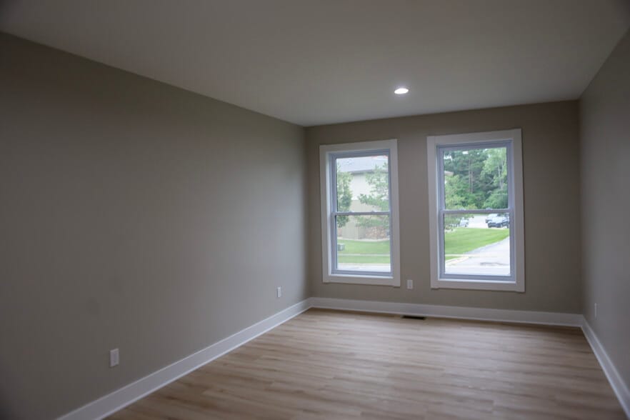 Upstairs Bonus Space - 5008 Danbury Pl