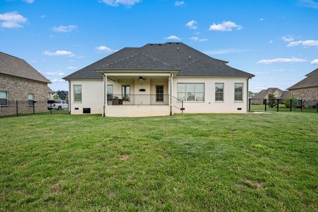 Building Photo - Luxury Home For Rent
