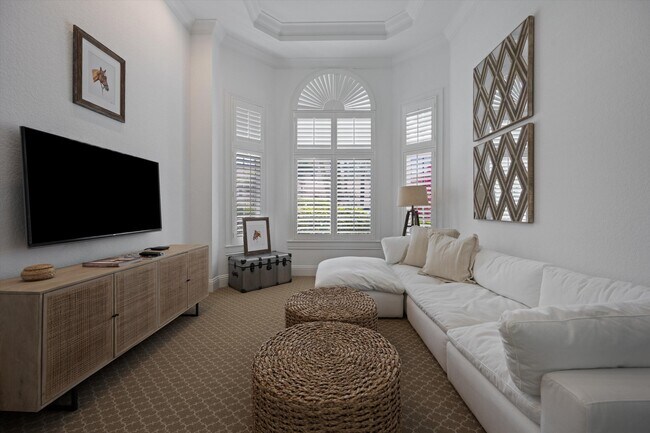 Building Photo - 12820 Mizner Way