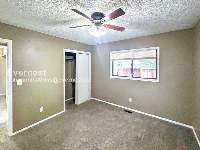 Building Photo - 1185 Mazatlan Cir