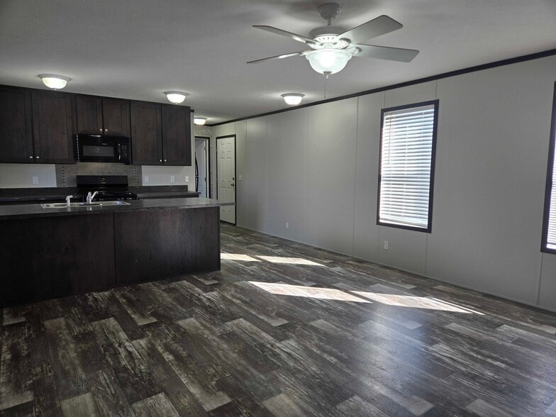 Building Photo - 3510 N 9th St