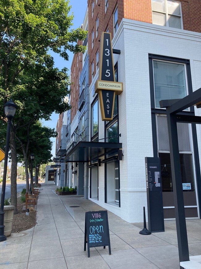 Building Photo - 1315 East Blvd