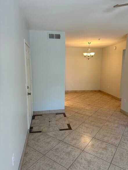 Building Photo - 9451 E Becker Ln