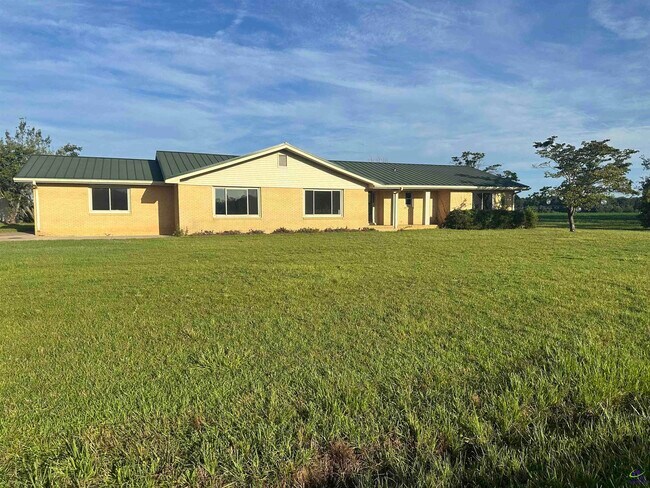 Primary Photo - 991 Ross Rd