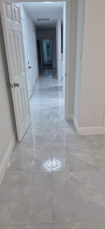 Building Photo - 7128 Oakwood Dr