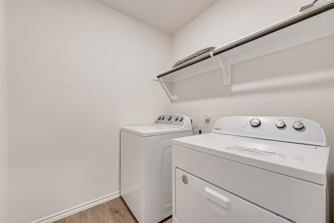 Building Photo - 2706 Knollwood Trl