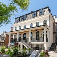 Building Photo - 733 Euclid St NW