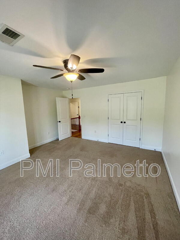 Building Photo - 215 Emanuel Creek Drive