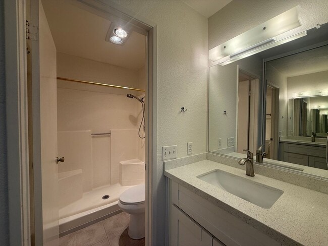 Building Photo - Beautiful 2B/2BA Condo in Rancho Penasquitos!