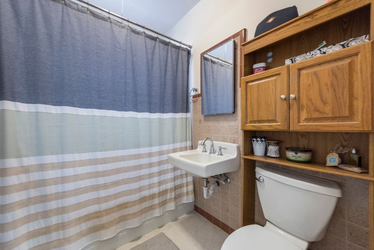 Building Photo - 409 E Coatsville Ave