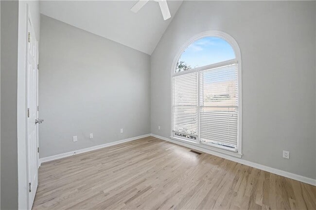 Building Photo - 195 Brightmore Way