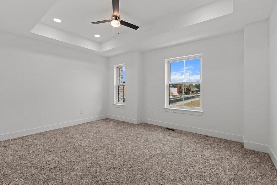 Building Photo - 2845 Summers Pl