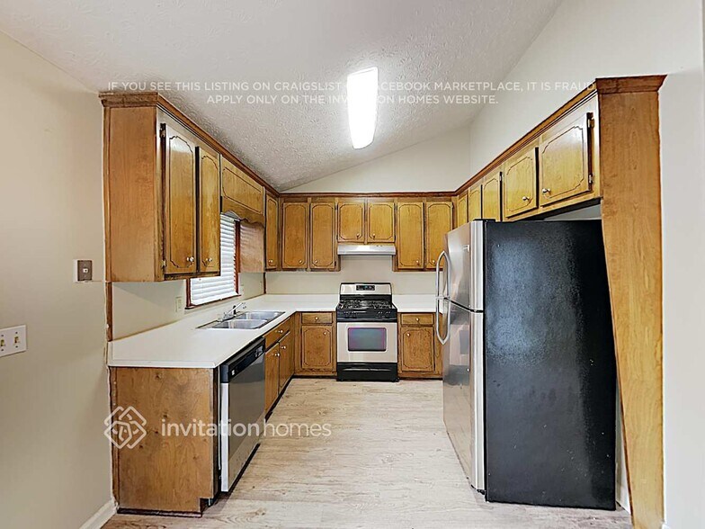 Building Photo - 4861 Willow St