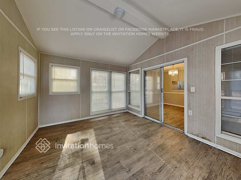 Building Photo - 1030 Hampton Hill Ct