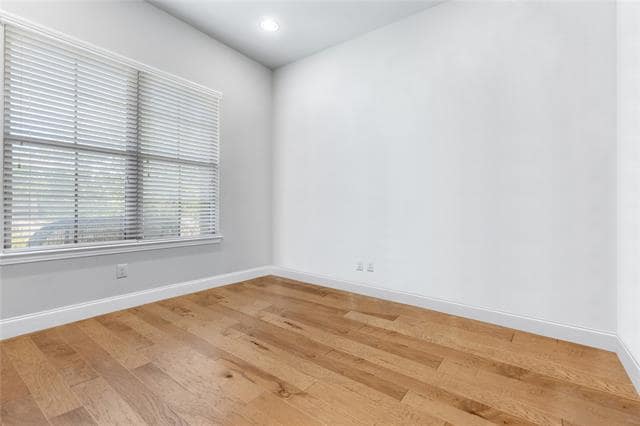 Building Photo - 16613 Dry Creek Blvd