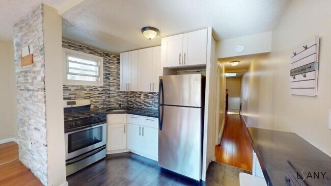 Primary Photo - 3 bedroom in BRONX NY 10457