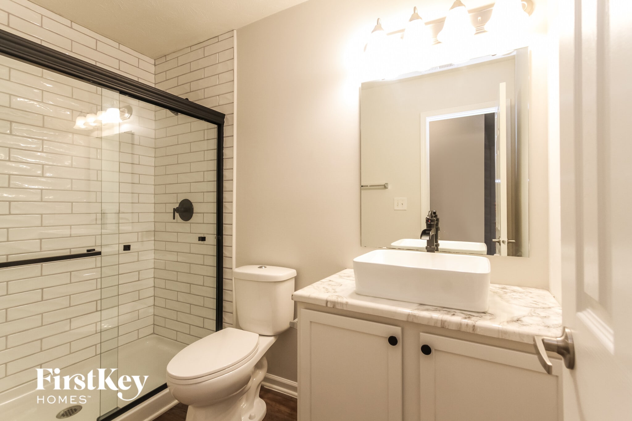 Building Photo - 6575 Enclave Blvd