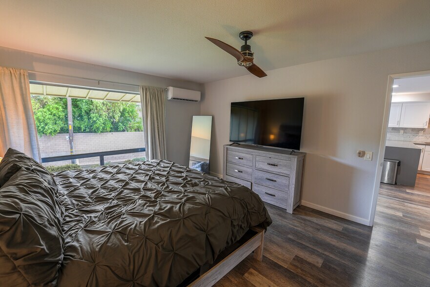 Bedroom - 77805 California Dr
