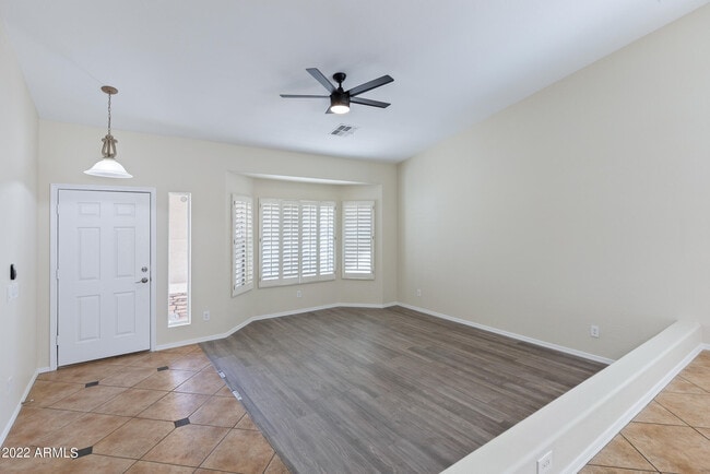 Building Photo - 5976 W Audrey Ln