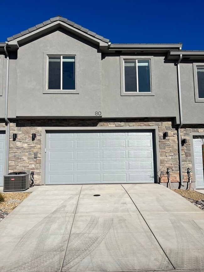 Building Photo - Azalea Beauty!