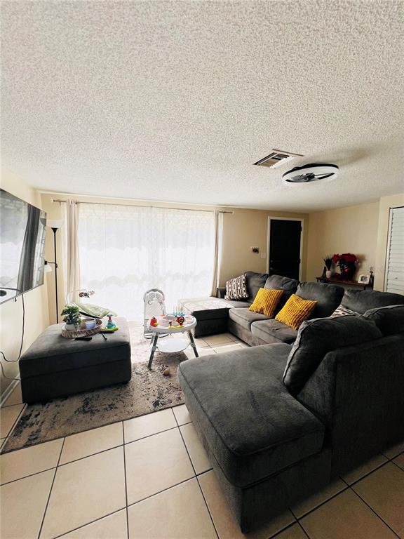 Building Photo - 10005 Brandywine Ln
