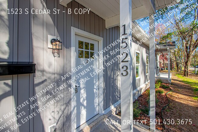 Building Photo - 1523 S Cedar St