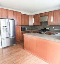 Building Photo - 1329 159th St SW