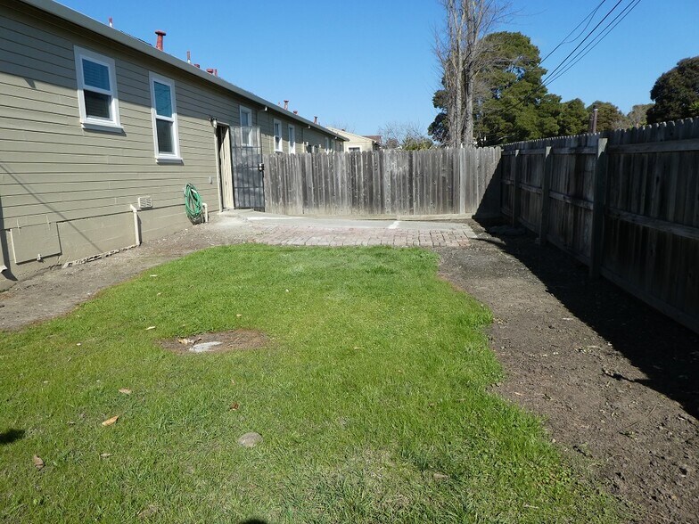 Building Photo - 20930 Cato Ct