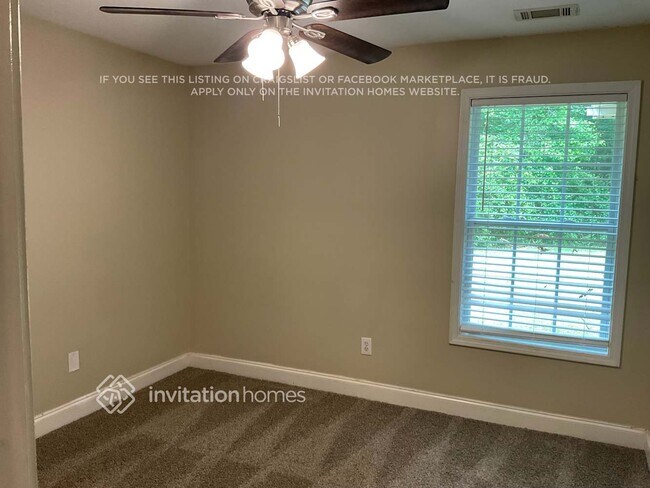 Building Photo - 4952 Bird Rd