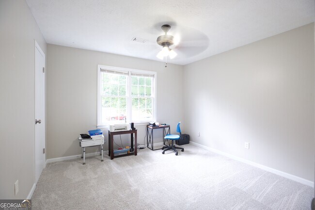 Building Photo - 3328 Mountain Hollow Dr