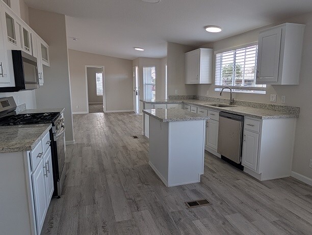 Building Photo - 50559 W Esch Trail