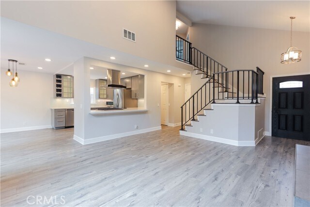 Building Photo - 25075 Sanoria St