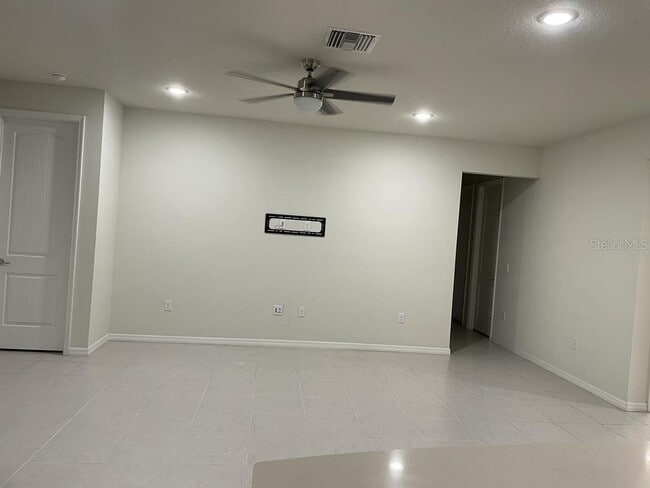 Building Photo - 18909 Willowmore Cedar Dr
