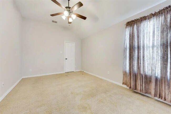 Building Photo - 2239 Bald Eagle Way