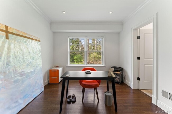 Building Photo - 20 Brookline Rd