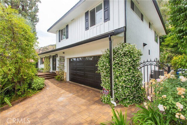 Building Photo - 14879 Jadestone Dr