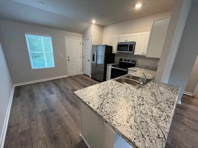 Building Photo - 13873 Sir Lancelot Dr