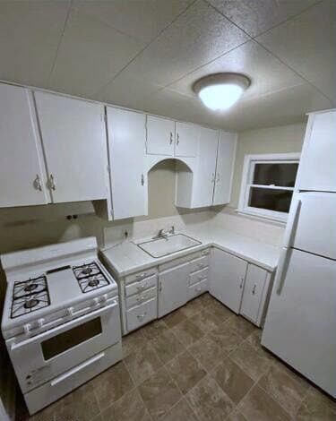 Building Photo - 1920 S Connor Ave