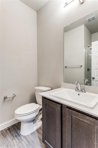 Building Photo - 2413 Spring Side Dr