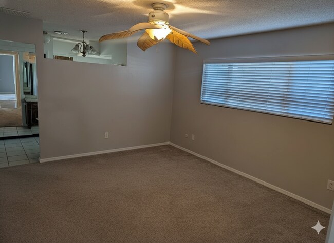 Building Photo - Beautiful 4 Bedroom House in NW Bakersfield with Pool!