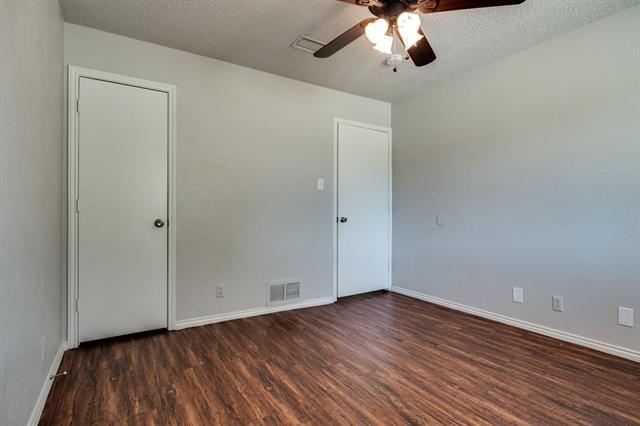 Building Photo - 1728 Stonegate Dr