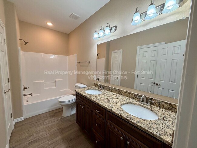 Building Photo - 9720 Haven Blvd