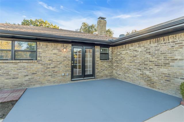 Building Photo - 2517 Delmar Dr